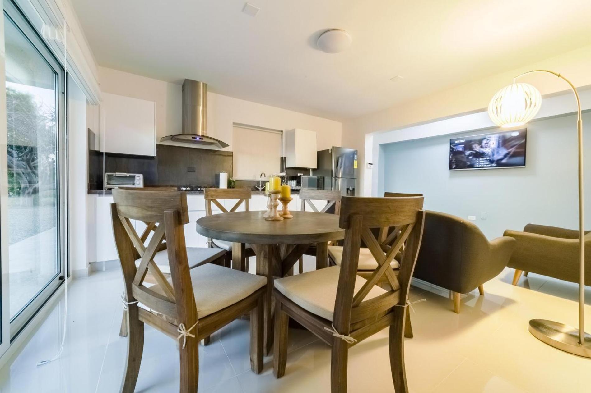 Koyari Modern Condos 9Br 7Ba Sleeps 26 W/ Pool And Roof Deck Palm Beach ภายนอก รูปภาพ