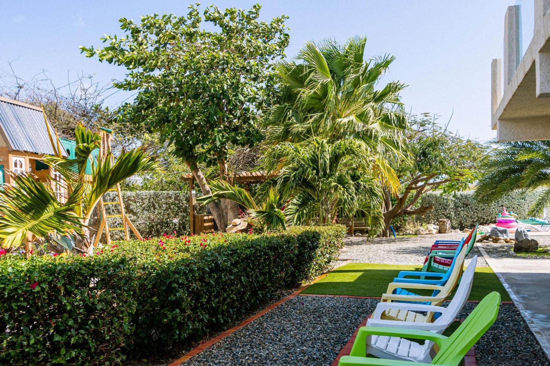 Koyari Modern Condos 9Br 7Ba Sleeps 26 W/ Pool And Roof Deck Palm Beach ภายนอก รูปภาพ